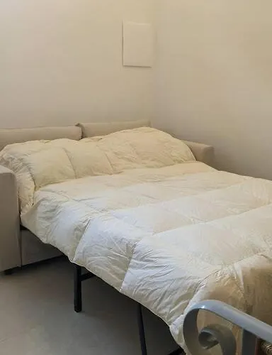 Bellaflo: Small In The Center Of Florence
